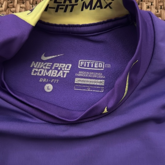 Nike Men's Pro Combat HyperWarm Dri-FIT Max - Picture 5 of 7